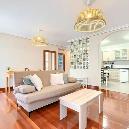 Apartament Acogedor En Con Garaje Y Terraza, 2 Y 2 Banos