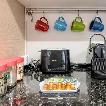 Acogedor En Con Garaje Y Terraza, 2 Y 2 Banos *