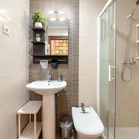 Acogedor En Con Garaje Y Terraza, 2 Y 2 Banos