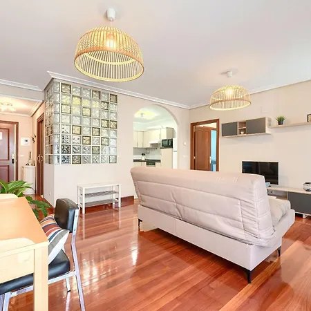 Acogedor En Con Garaje Y Terraza, 2 Y 2 Banos * Guernica